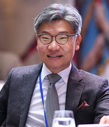 김윤준 교수